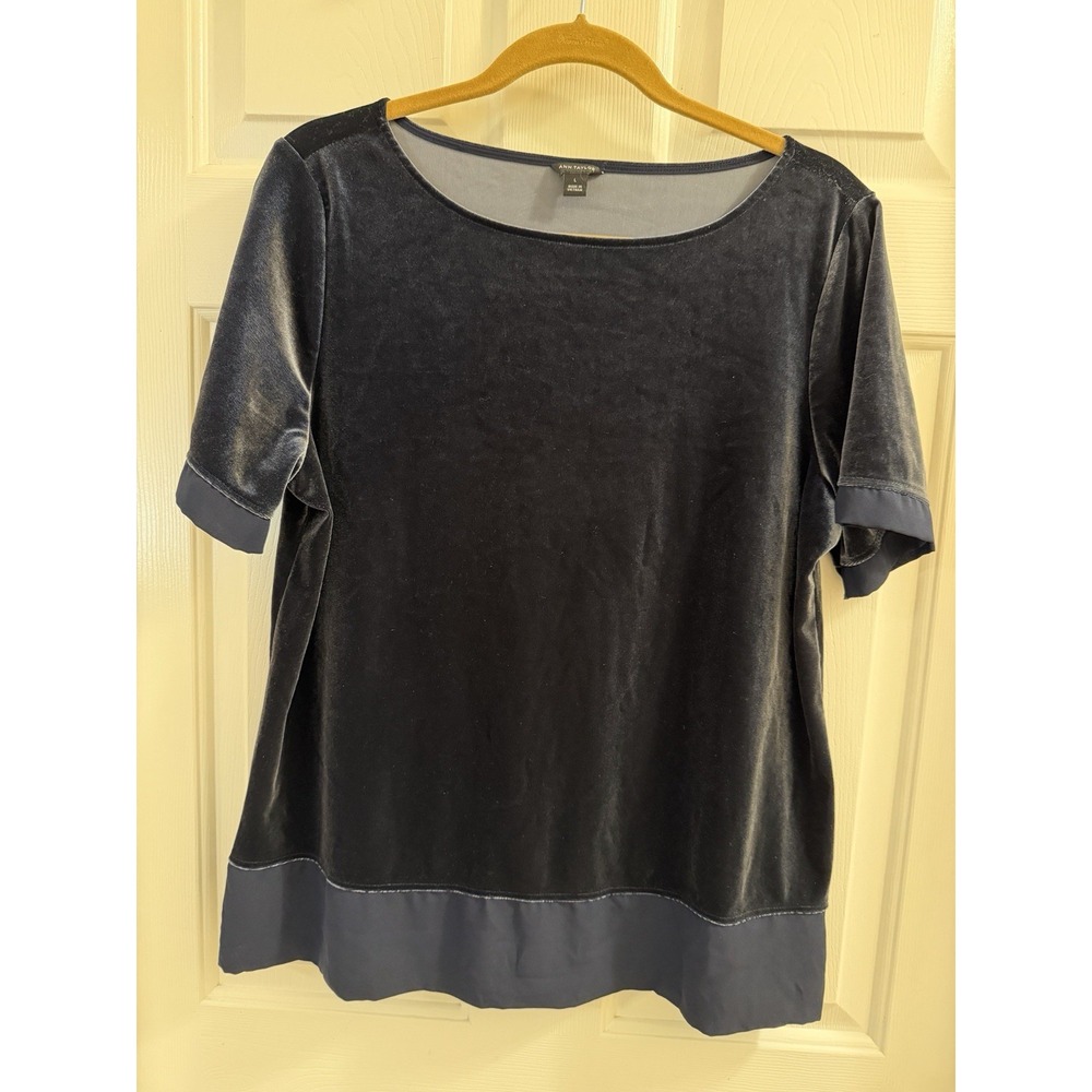 Ann Taylor Women's L Solid Velvet Scoop Neck Short Sleeve Pullover Top Blue